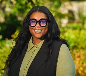 Courtney Nikkiah Haywood: Karriere, Einfluss und Fakten